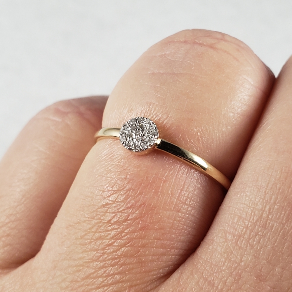 Delicate 14k Yellow Gold & Diamonds Ring - Picture 8 of 8